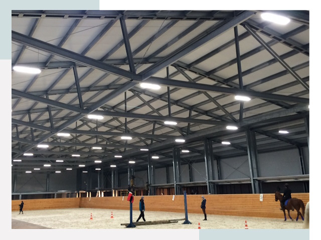 Строительство конных манежей от 624 руб в Геленджик