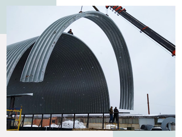 Полукруглые ангары в Геленджике