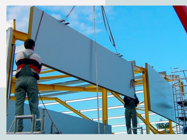 Монтаж сэндвич-панелей в Геленджике от 624 руб.