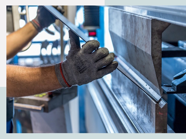 Гибка металла в Геленджике